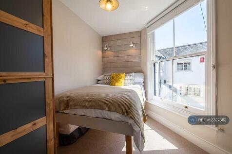 Bedroom 2 - Small Double