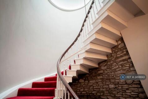 Entrance Stairway
