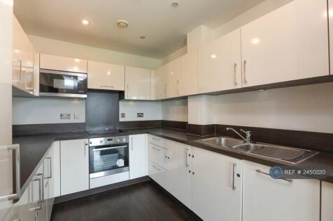Modern German Kitchen With Ample Storage Spaces