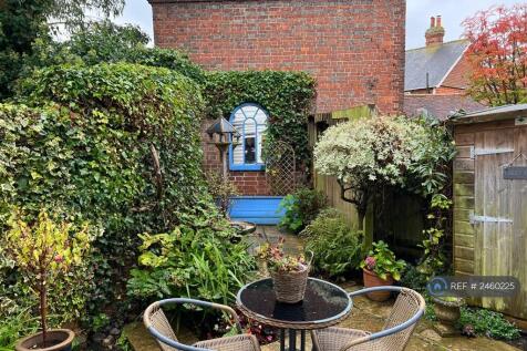 Rear Courtyard Private Garden With Shed