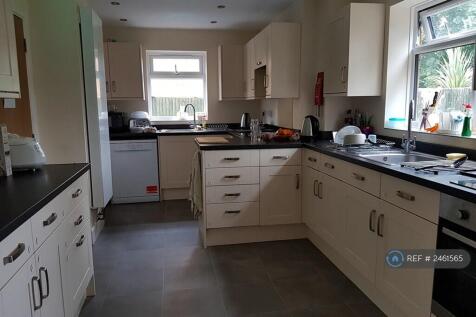 Communal Kitchen 