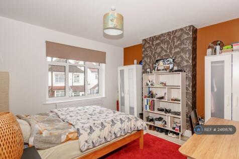1st Floor Double Bed 1