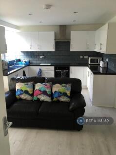 Lounge / Kitchen