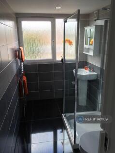 1st Floor Shower Room