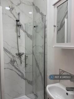 Room 2 - Ensuite With Kitchenette Downstairs