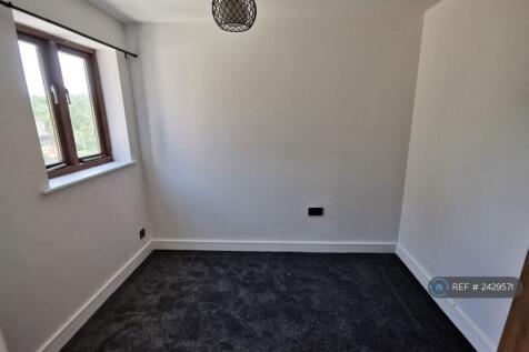 Bedroom 3 (The Smallest) 