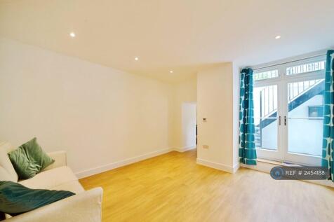 Open Plan Reception