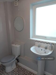 Upstairs Bathroom