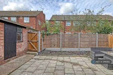 Private Garden With Shed
