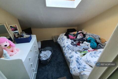 Linked Single Room