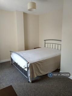 Main Bedroom2
