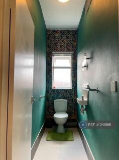 Toilet 1