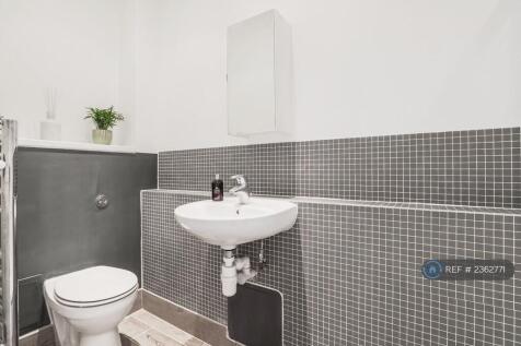 Shower Room 2