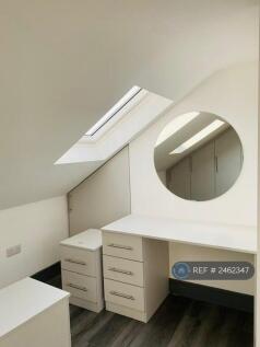 Loft Bedroom 6