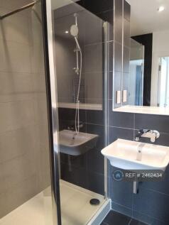 En-Suite Bath Room 
