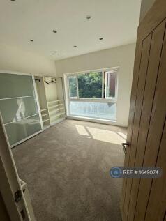 Master Carpeted