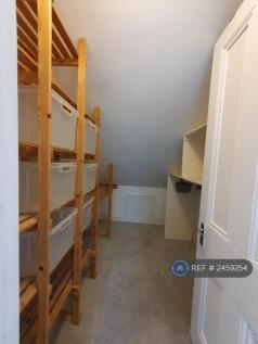 Walk-In Wardrobe