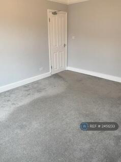 Bedroom 2/Lounge