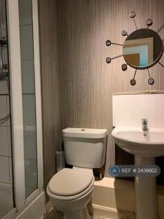 2nd Bathroom