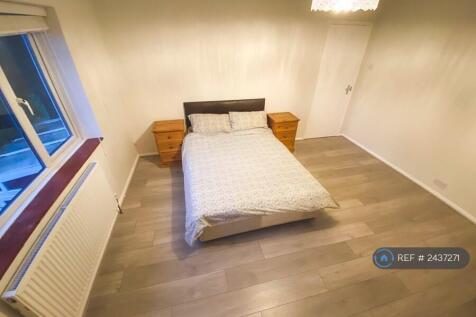 Bedroom #1