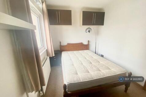 Back Bedroom 1