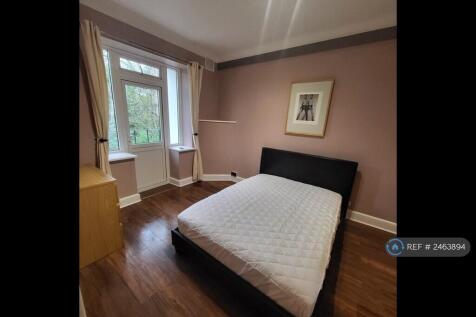 Bed 4/Reception Room 2