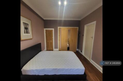 Bed 4/Reception Room 2