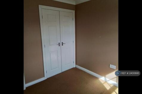 Fitted Double Wardrobes Bedroom 3
