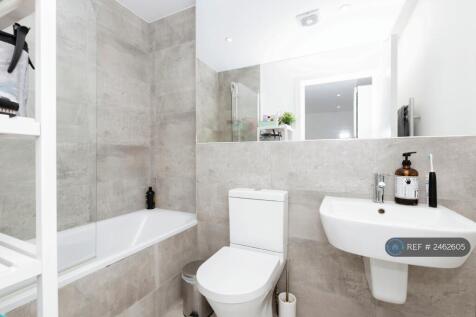 Upstairs Bathroom