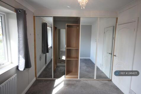 Main Bedroom Wardrobes