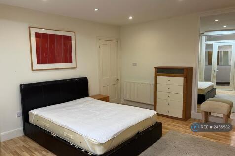 Bedroom 1 - King Size With En Suit