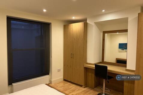 Bedroom 2 - Double Bed
