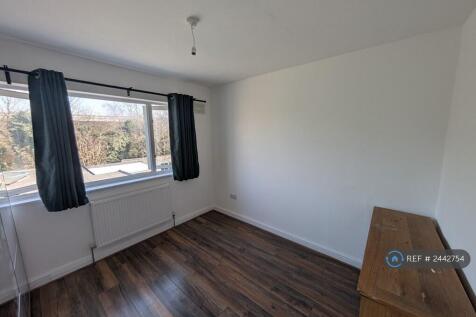 Double Bedroom 2 (First Floor)
