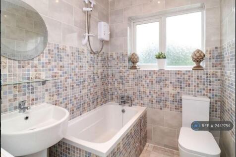 Master Bathroom First Floor