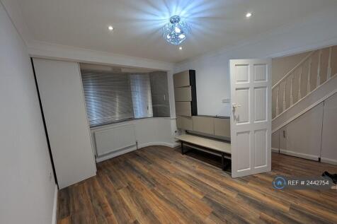 Double Bedroom 4 (Ground Floor)