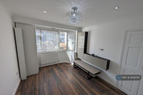 Double Bedroom 4 (Ground Floor)