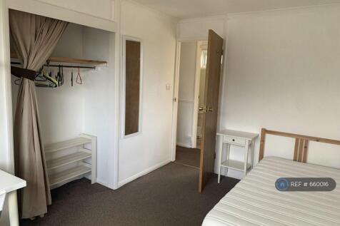 Bedroom 2 #1