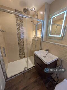 Ensuite With Bedroom 1