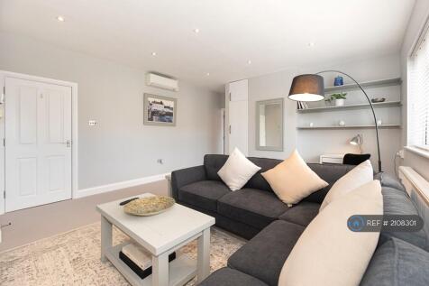 Living Room (Angle 2)