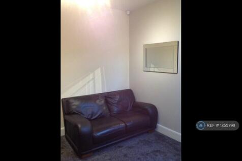 Livingroom Pic 2