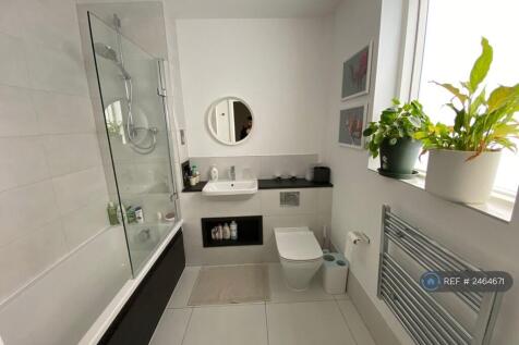 Bathroom 2 
