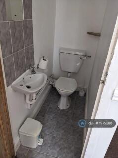 Ground Floor Wc