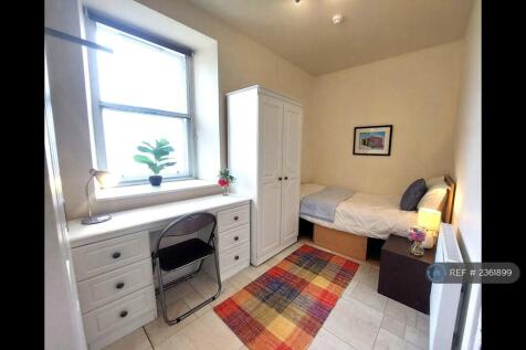 Room 1 - Es Single - £595/Mo