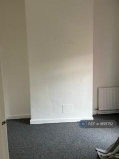 Bedroom 3 Pic2