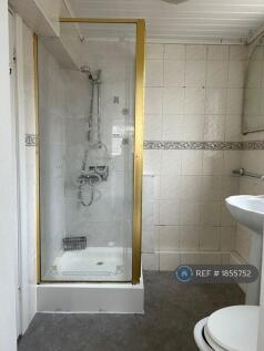 Toilet/Shower Pic2