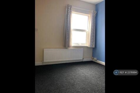 Middle Floor Bedroom