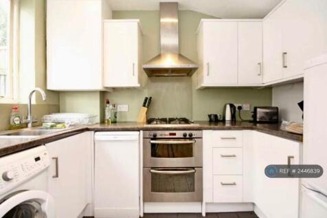 Kitchen With Dish Washer And Washing Machine