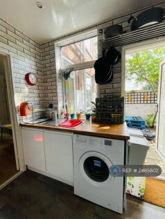 Kitchen (2)
