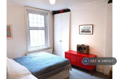 Double Bedroom 1