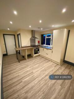 Kitchen/ Lounge